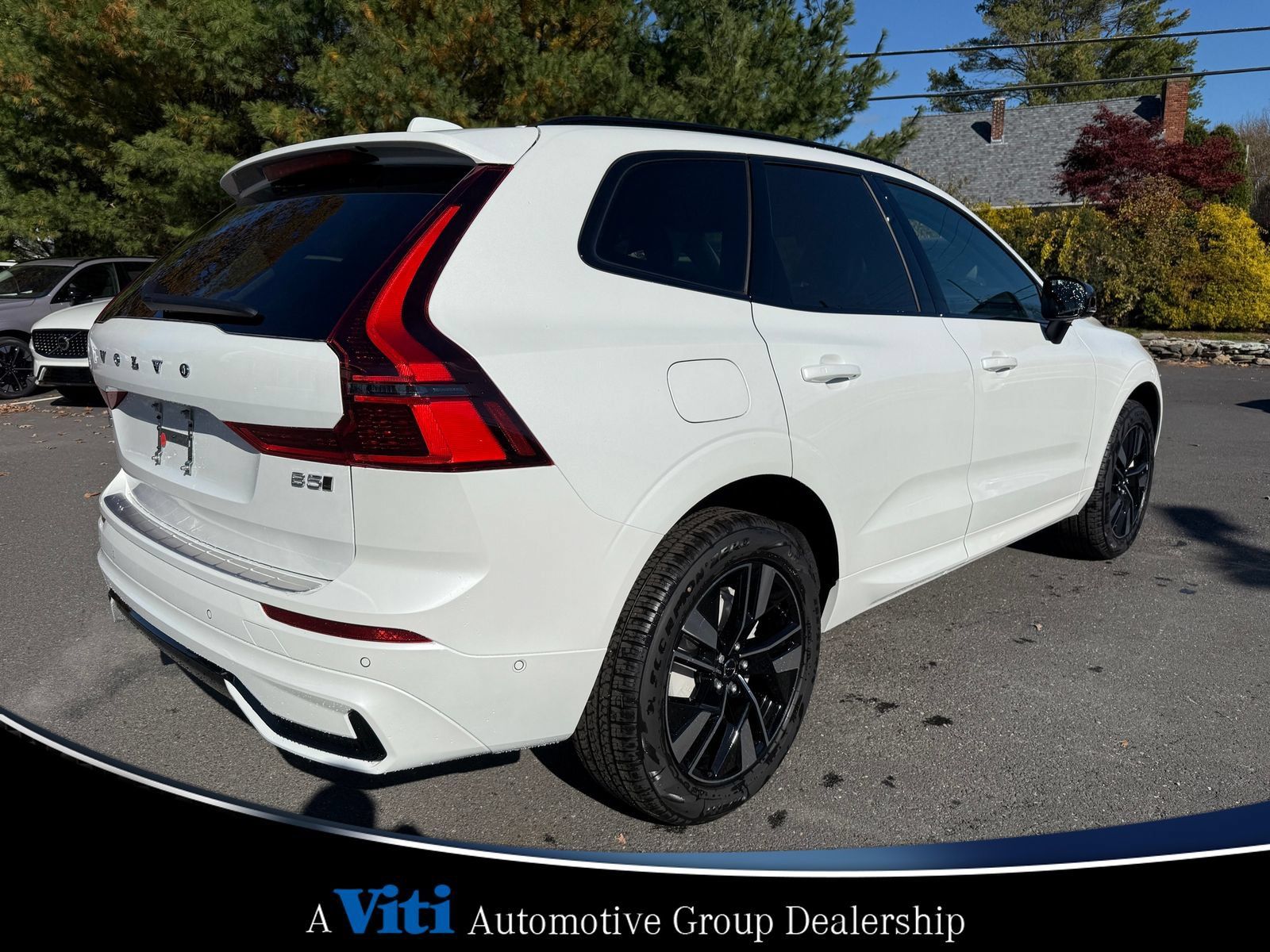 Used 2026 Volvo XC60 B5 Plus w/ Protection Package Premier AWD/4WD image 8