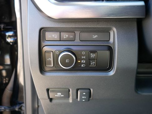 Certified 2023 Ford F250 Lariat w/ Chrome Package AWD/4WD image 18