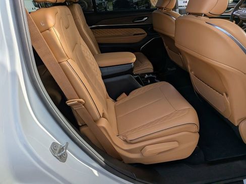 Used 2024 Jeep Grand Cherokee L Summit w/ High Altitude Package image 26