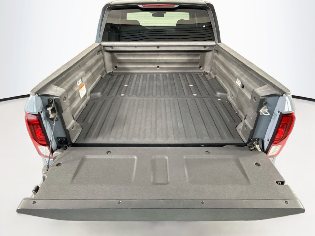 Certified 2025 Honda Ridgeline Sport+ image 28