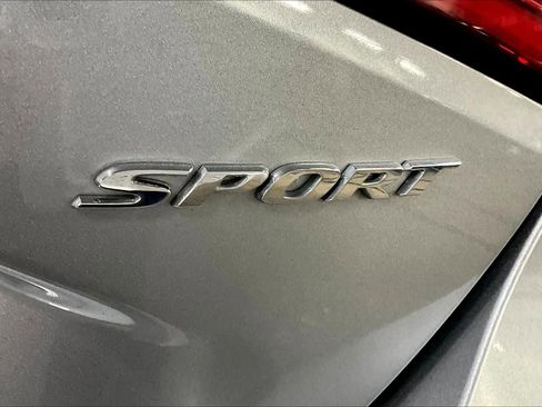 Used 2023 Honda Civic Sport image 9