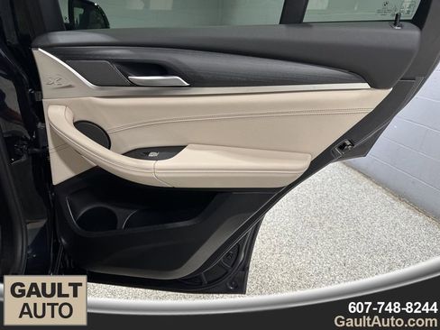 Certified 2024 BMW X4 xDrive30i w/ Premium Package image 20