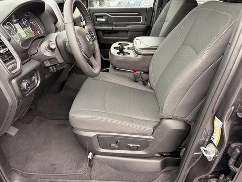 Used 2025 RAM 2500 Big Horn AWD/4WD image 12