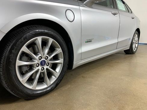 Certified 2017 Ford Fusion Energi SE FWD image 2