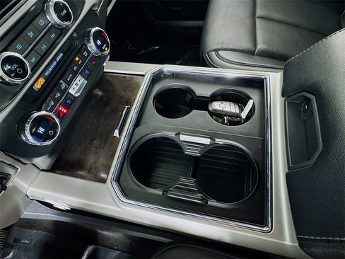 Used 2022 Ford F350 Lariat w/ Tremor Off-Road Package image 19