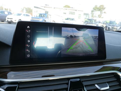 Used 2019 BMW 540i image 27