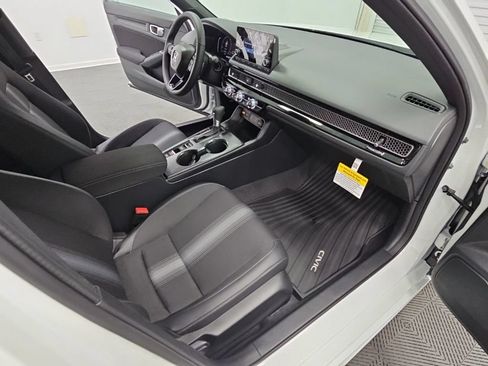 New 2026 Honda Civic Sport image 31