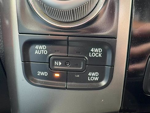 Used 2014 RAM 1500 Sport AWD/4WD image 18