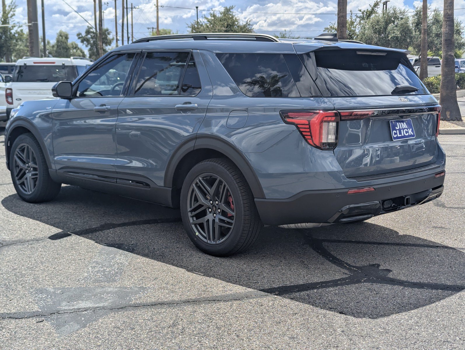 New 2027 Ford Explorer ST-Line w/ Premium Package RWD image 4