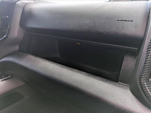 Used 2021 RAM 1500 Big Horn AWD/4WD image 14