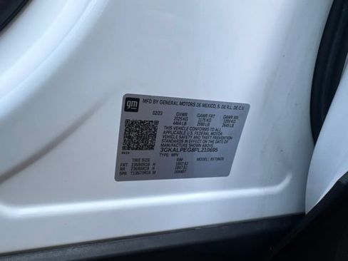 Used 2023 GMC Terrain SLT w/ Elevation Edition FWD image 34