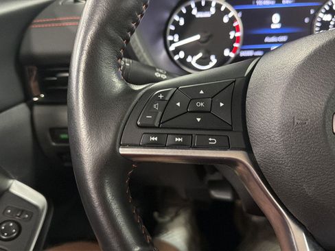 Used 2025 Nissan Sentra SR w/ SR Premium Package FWD image 22