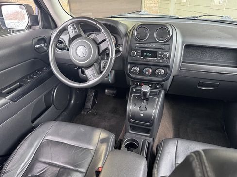 Used 2015 Jeep Patriot High Altitude image 16