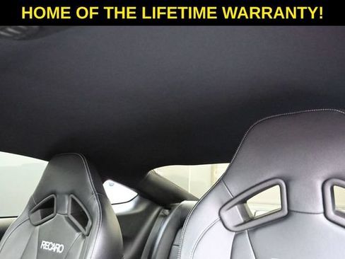 Used 2017 Ford Mustang GT Premium w/ GT Performance Package RWD image 37