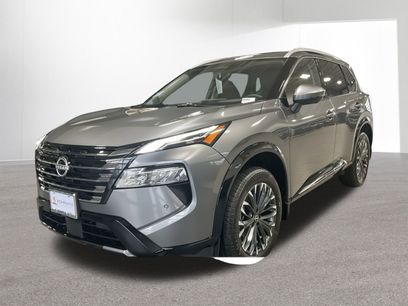 New 2026 Nissan Rogue Platinum w/ Tech Package