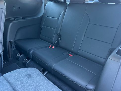 New 2026 Chevrolet Traverse High Country w/ LPO, Illumination Package image 15