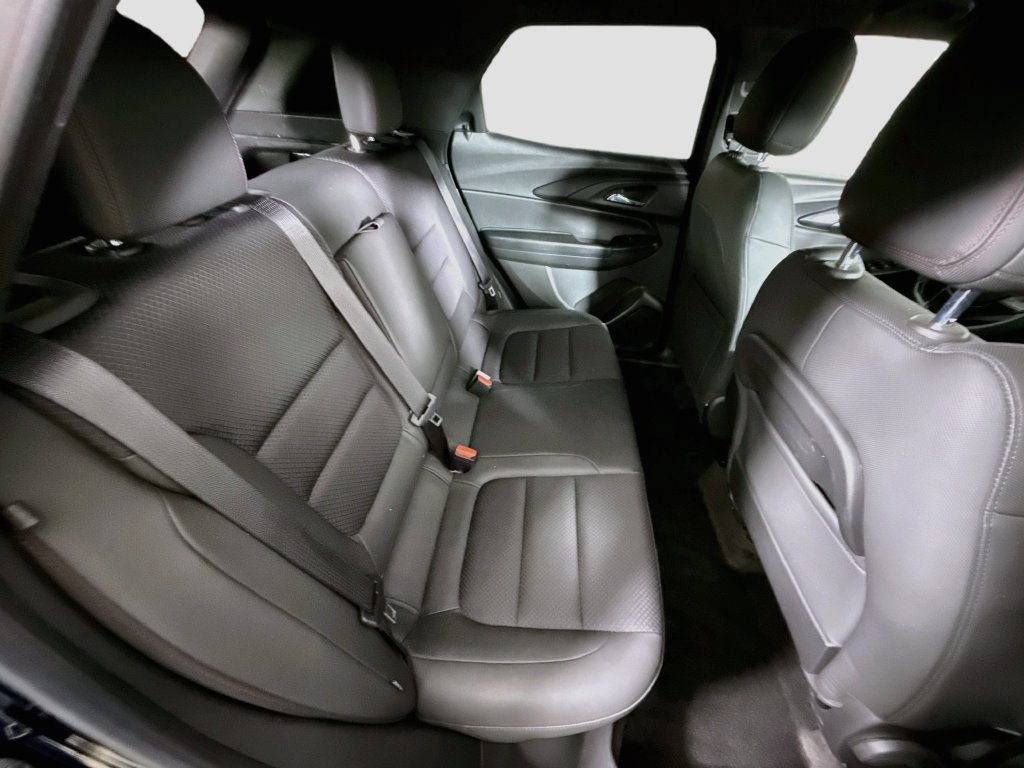Used 2023 Chevrolet TrailBlazer RS w/ Convenience Package FWD image 29