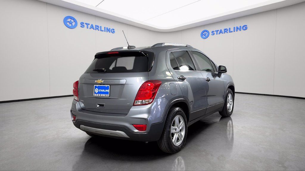 Used 2020 Chevrolet Trax LT w/ LT Convenience Package FWD image 8