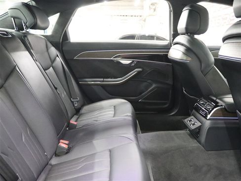 Used 2019 Audi A8 L 3.0T w/ Luxury Package image 17