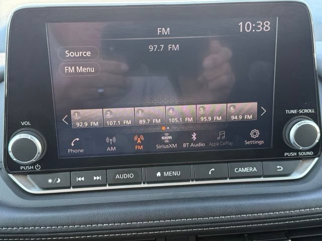 Used 2025 Nissan Rogue SV FWD image 30