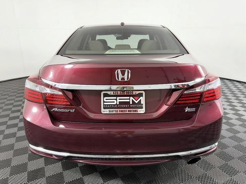 Used 2016 Honda Accord EX-L image 10
