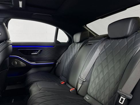 New 2026 Mercedes-Benz S 580 4MATIC Sedan image 7