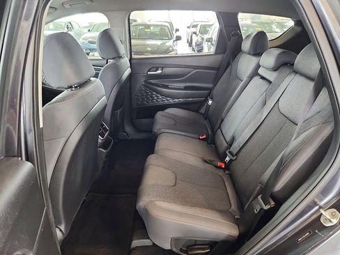 Used 2020 Hyundai Santa Fe SE image 13