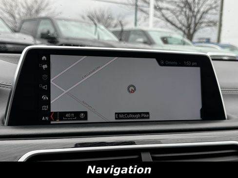 Used 2018 BMW 750i xDrive image 7