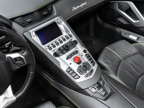Used 2015 Lamborghini Aventador LP 700-4 AWD/4WD image 67