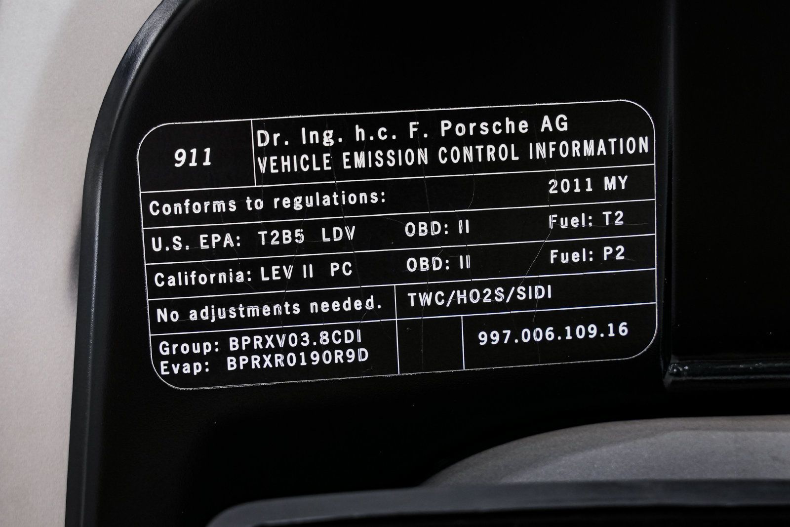 Used 2011 Porsche 911 Carrera RWD image 40