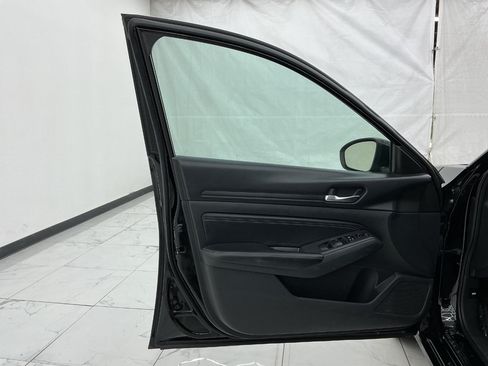 Used 2020 Nissan Altima 2.5 S FWD image 18