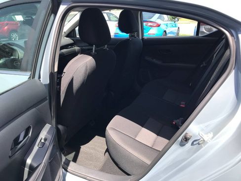 Used 2025 Nissan Sentra SV w/ All-Weather Package FWD image 10