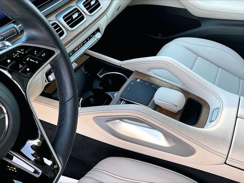Certified 2025 Mercedes-Benz GLE 350 4MATIC image 17