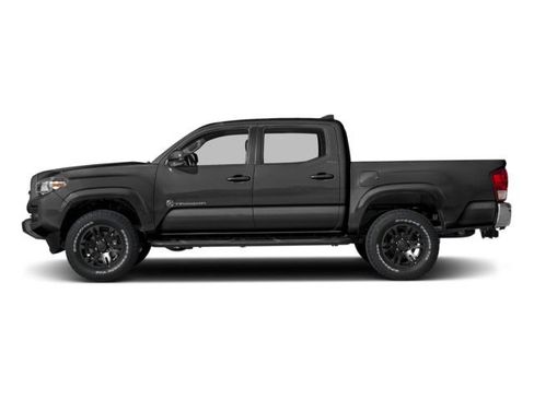 Used 2016 Toyota Tacoma SR5 RWD image 3