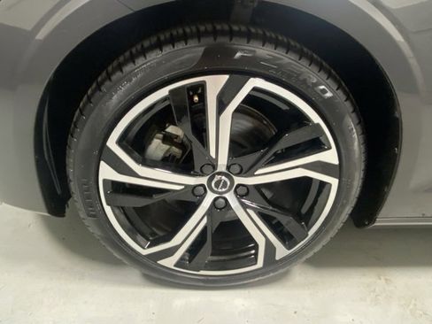 Used 2025 Volvo S60 B5 Core image 5