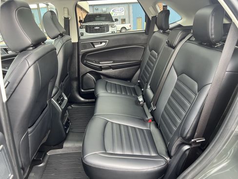 Used 2024 Ford Edge SEL w/ Convenience Package AWD/4WD image 16