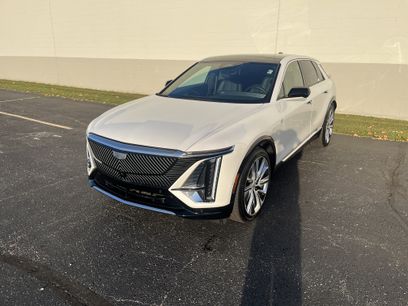 Used 2025 Cadillac Lyriq Luxury w/ LPO, Floor Liner Package