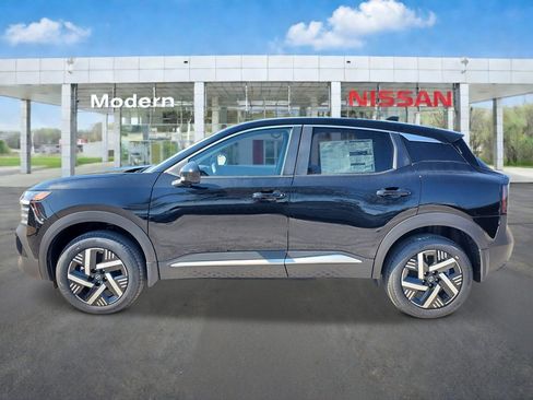 New 2026 Nissan Kicks SV FWD image 3