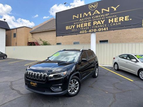 Used 2019 Jeep Cherokee Latitude Plus FWD image 6
