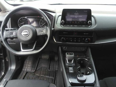 Used 2023 Nissan Rogue S AWD/4WD image 9