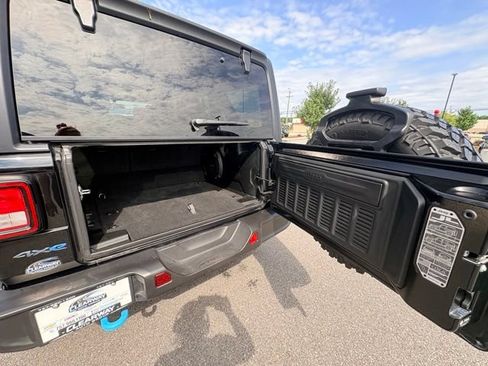 Used 2023 Jeep Wrangler Unlimited w/ Dual Top Group AWD/4WD image 27