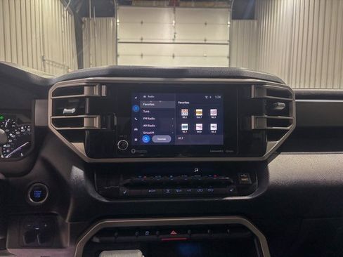 Used 2024 Toyota Tundra SR5 image 21