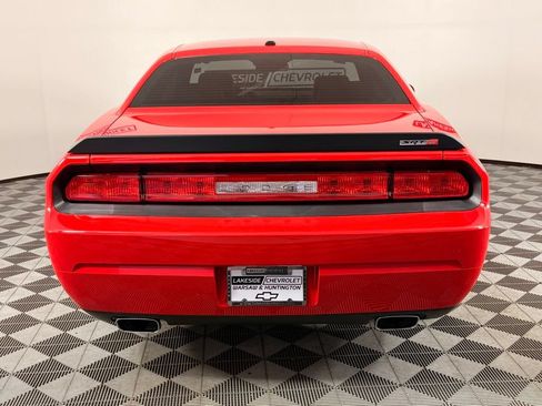 Used 2009 Dodge Challenger SRT8 w/ SRT Option Group II RWD image 5