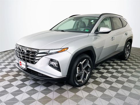 Used 2022 Hyundai Tucson SEL w/ Convenience + Premium Package AWD/4WD image 3
