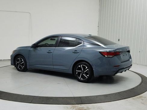 Used 2025 Nissan Sentra SV w/ All-Weather Package FWD image 5