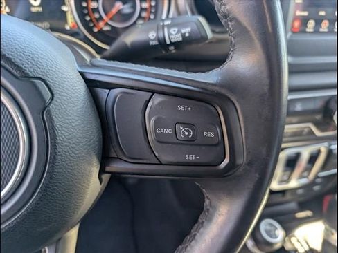 Used 2021 Jeep Wrangler Sport S image 9