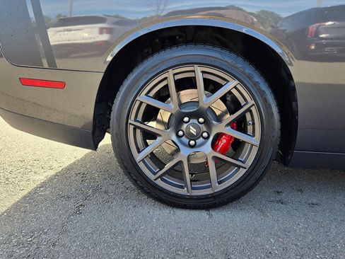 Used 2018 Dodge Challenger R/T Scat Pack image 13