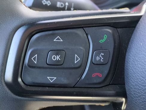 Used 2024 Jeep Wrangler Sport S image 24