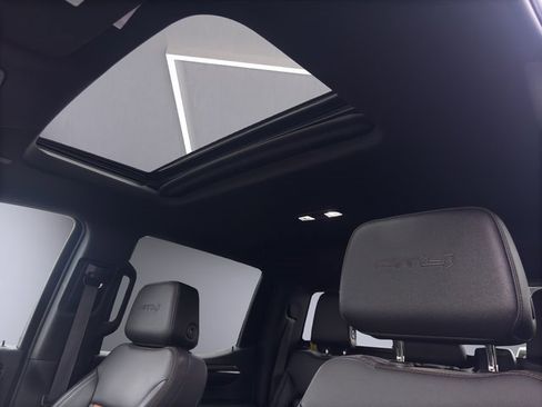 Used 2022 GMC Sierra 1500 AT4 w/ AT4 Premium Package image 24