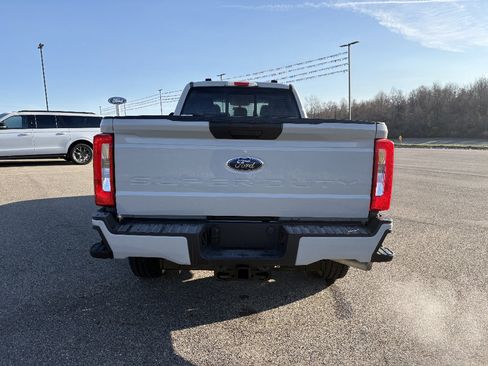 New 2026 Ford F250 XL w/ STX Appearance Package AWD/4WD image 4